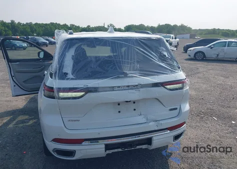 2022 Jeep Grand Cherokee Overland 4X4 z USA, uszkodzony, nr VIN 1C4RJHDGXN8576813